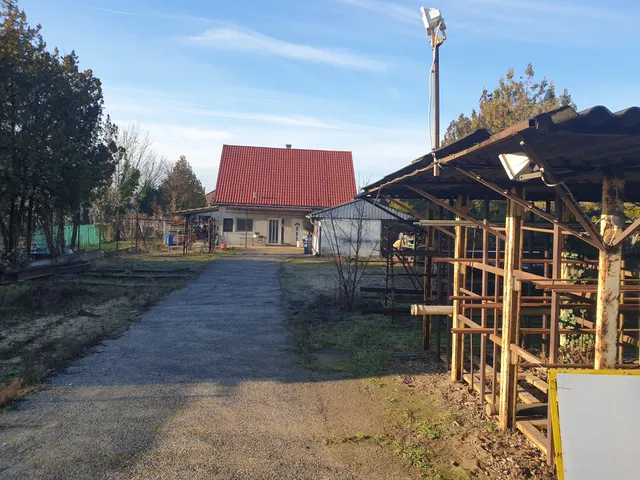 Eladó ház Budapest XVIII. kerület, Újpéteritelep 100 nm