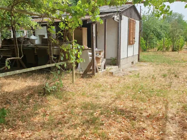 Eladó telek Kulcs 1780 nm