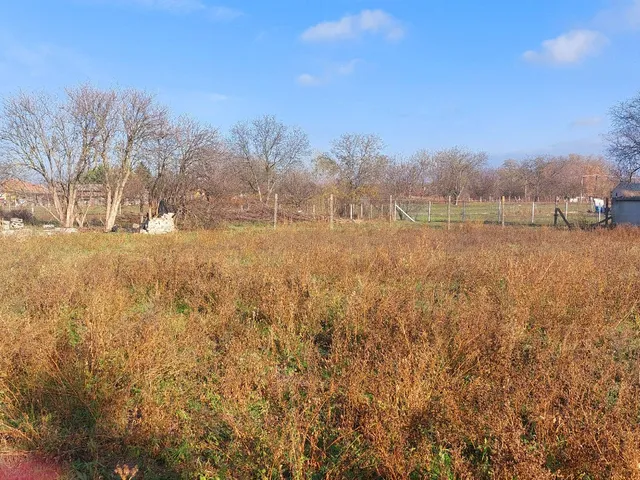 Eladó telek Pilis 750 nm