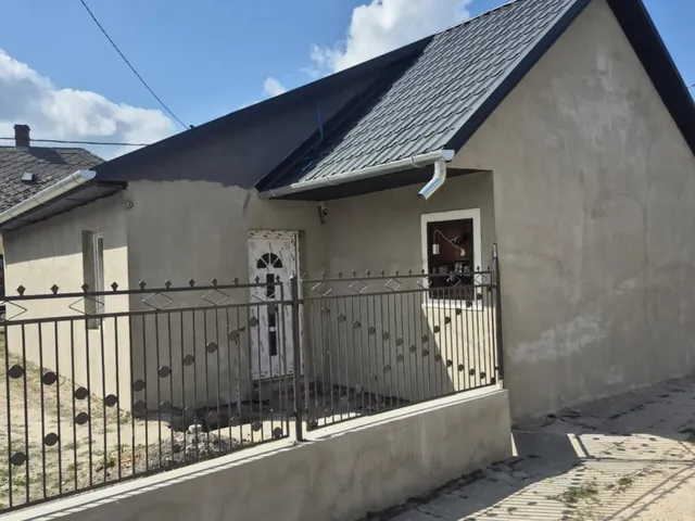 Eladó ház Kiskunlacháza 67 nm