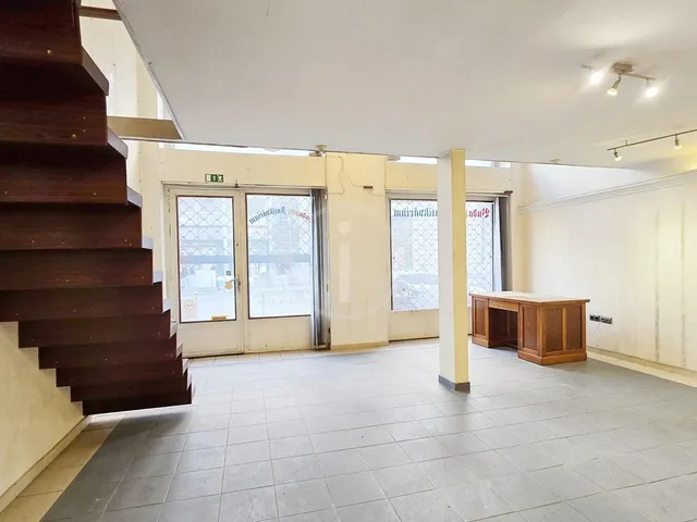 Eladó kereskedelmi és ipari ingatlan Budapest IX. kerület, Belső Ferencváros, Kálvin tér 56 nm