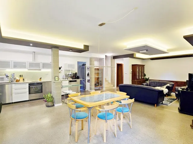 Eladó ház Budapest XIV. kerület, Herminamező 626 nm