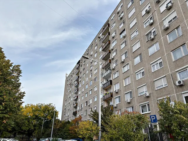 Eladó lakás Budapest XV. kerület, Újpalota 71 nm