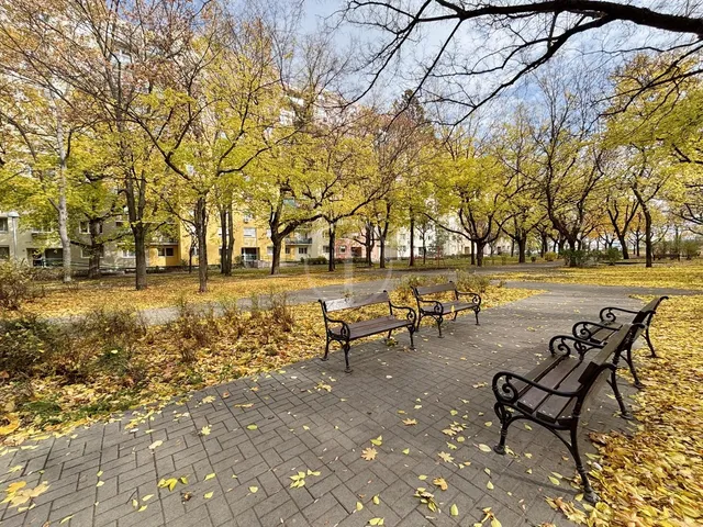 Eladó lakás Budapest XV. kerület, Újpalota 70 nm