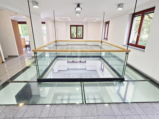 Eladó kereskedelmi és ipari ingatlan Budapest XIV. kerület, Törökőr 250 nm