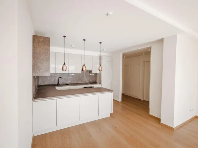 Kiadó lakás Budapest VIII. kerület, Corvin negyed, Corvin sétány 108 nm