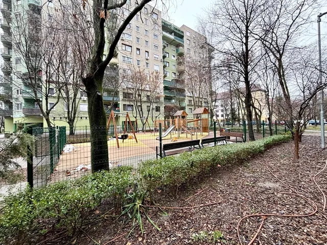 Eladó lakás Budapest IV. kerület, Káposztásmegyer 36 nm