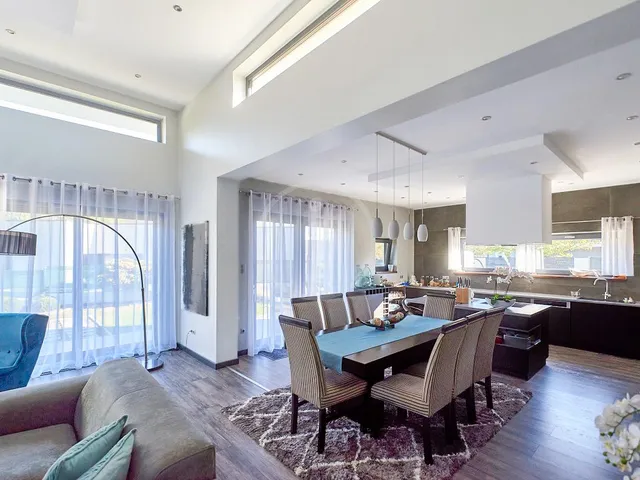 Eladó ház Mogyoród 272 nm