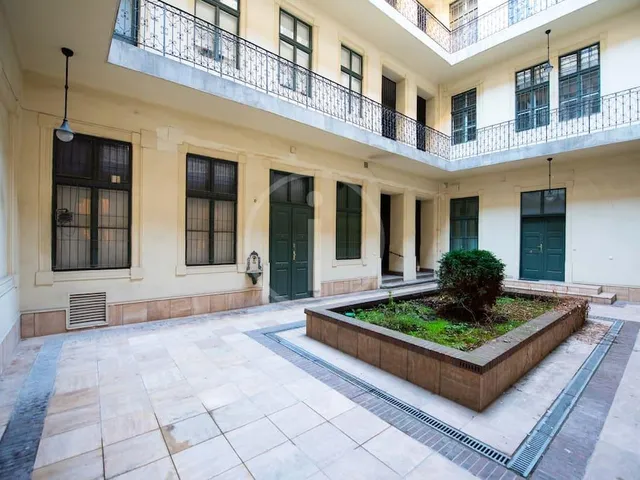 Kiadó lakás Budapest VI. kerület, Nagykörúton belüli terület 47 nm