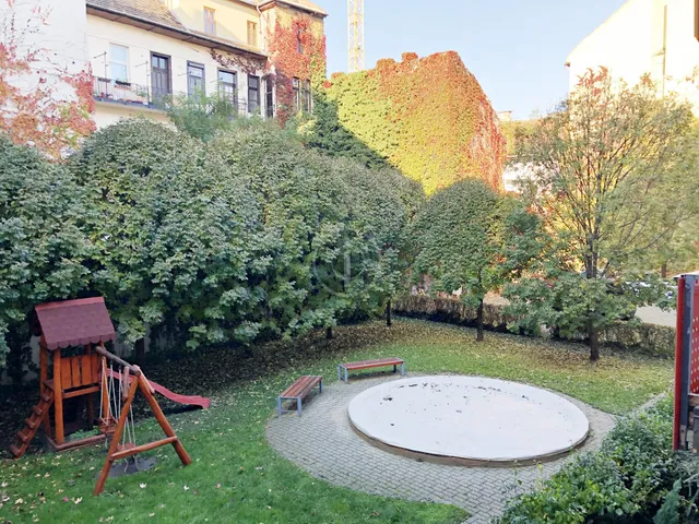 Eladó lakás Budapest VIII. kerület, Corvin negyed 40 nm