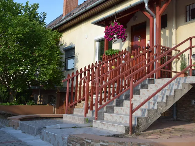Kiadó ház Csömör, Majorszegiliget 98 nm
