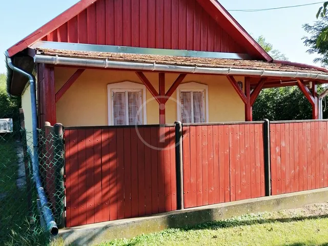 Eladó üdülő és hétvégi ház Sarud 40 nm