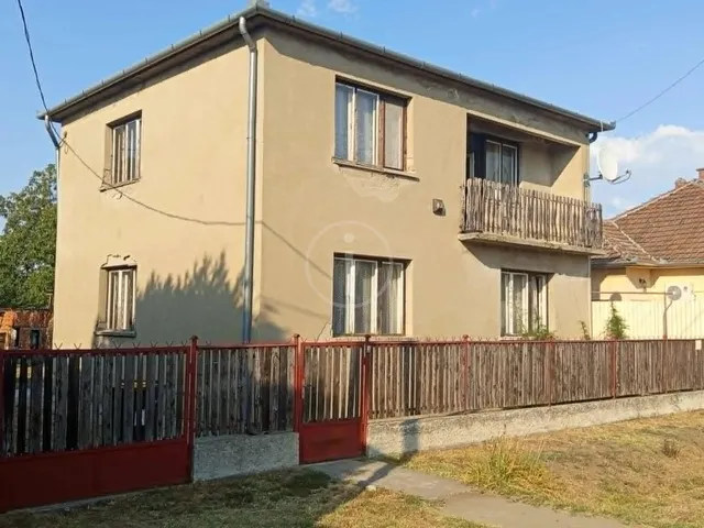 Eladó ház Szajol 147 nm