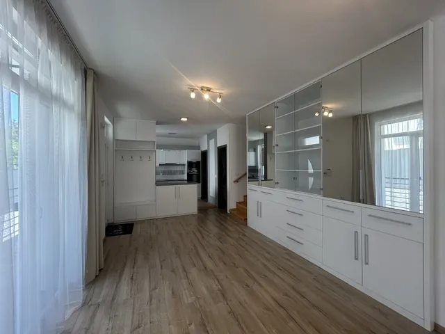 Eladó lakás Budapest III. kerület, Testvérhegy 124 nm