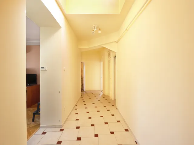 Eladó lakás Budapest III. kerület, Újlak III. ker. 132 nm