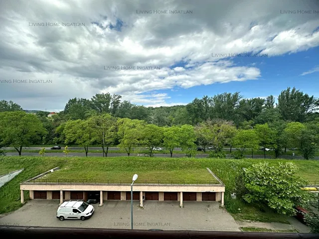 Eladó lakás Budapest III. kerület 81 nm