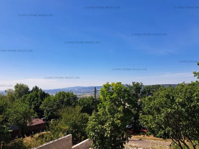 Eladó telek Szentendre 685 nm
