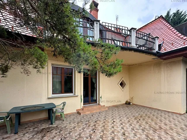 Eladó ház Budapest II. kerület 270 nm