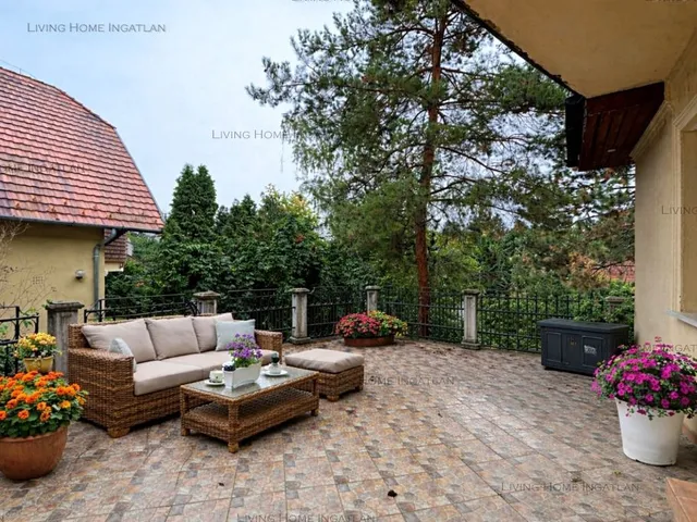 Eladó ház Budapest II. kerület 270 nm