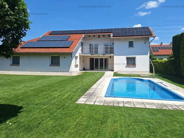 Eladó ház Budapest XVII. kerület, Rákoscsaba-Újtelep 210 nm