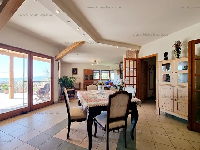 Eladó ház Szentendre 190 nm