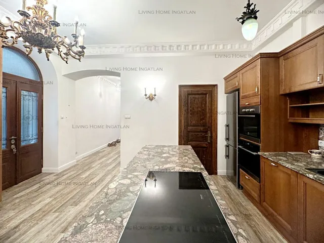 Eladó lakás Budapest II. kerület, Országút 93 nm