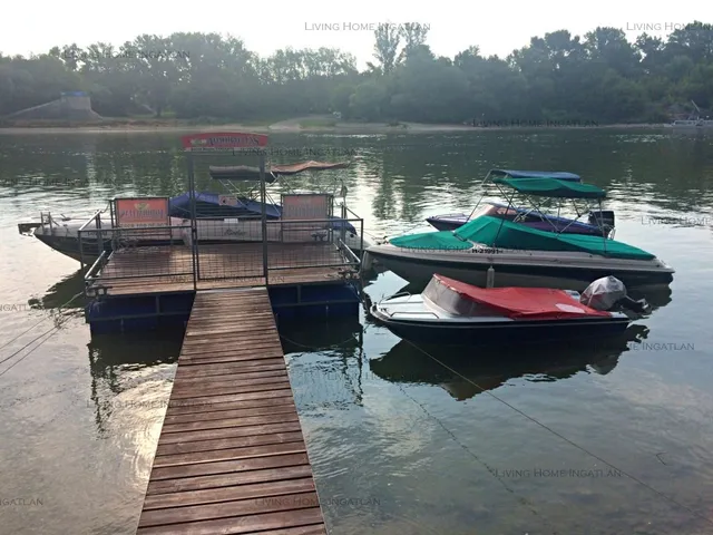 Eladó ház Leányfalu 205 nm