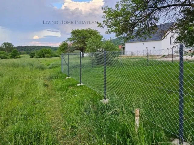 Eladó telek Solymár 786 nm