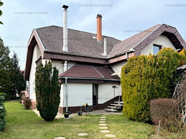 Eladó ház Budakalász 210 nm