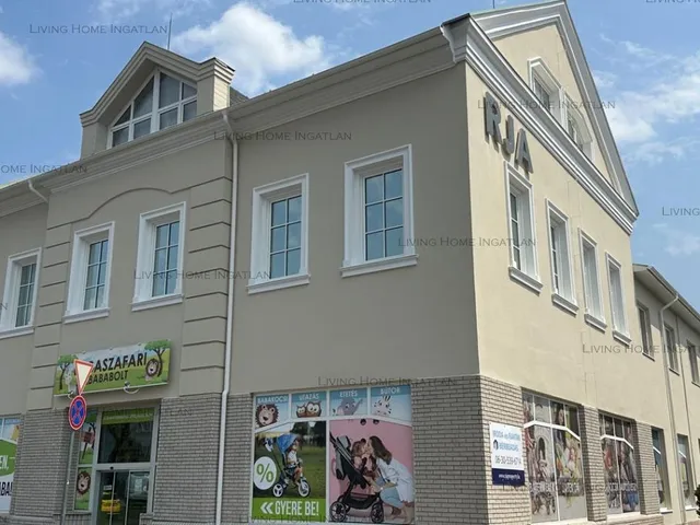 Kiadó kereskedelmi és ipari ingatlan Budapest XIII. kerület 2100 nm