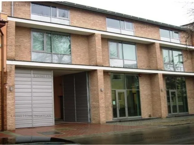 Kiadó kereskedelmi és ipari ingatlan Budapest XIII. kerület, Angyalföld 99 nm