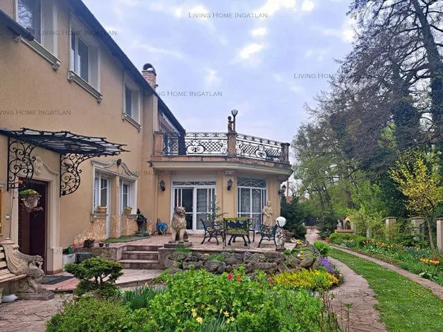 Eladó ház Szentendre 360 nm