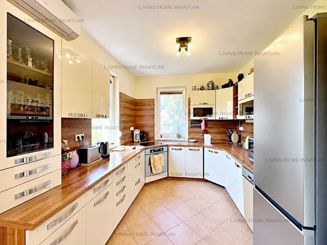 Eladó lakás Budapest XVII. kerület, Rákoscsaba-Újtelep 104 nm