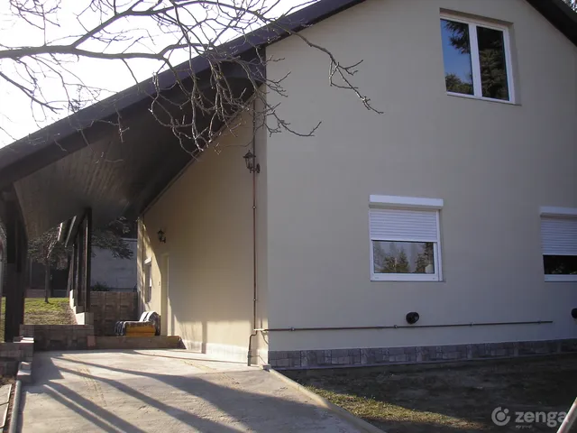 Eladó ház Pócsmegyer, Surány 120 nm