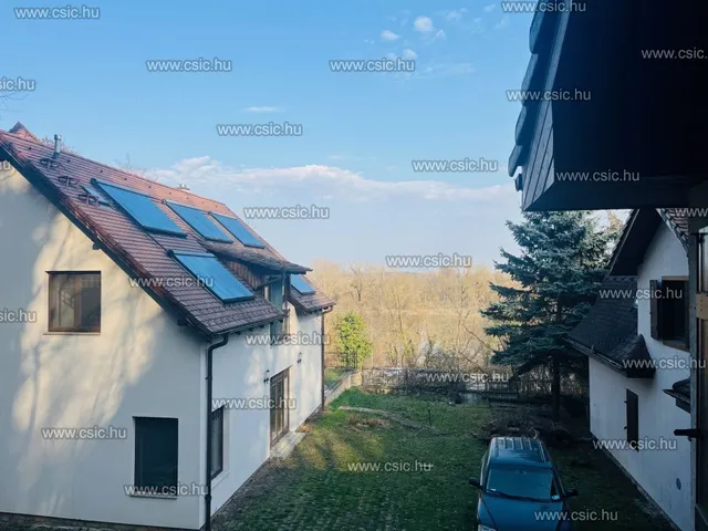 Eladó ház Leányfalu 550 nm