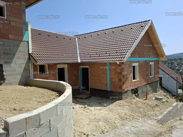 Eladó ház Pomáz 111 nm