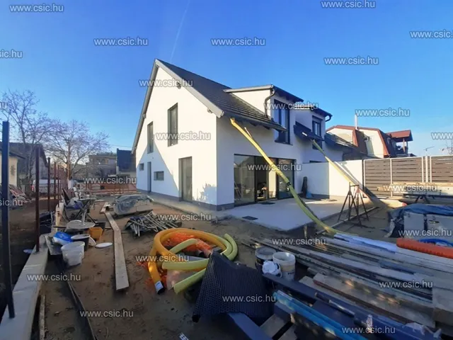 Eladó ház Budapest III. kerület, Csillaghegy 130 nm