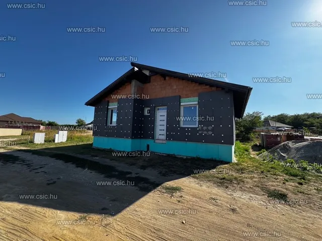 Eladó ház Vácrátót 91 nm