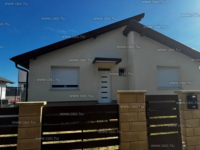 Eladó ház Vácrátót 97 nm