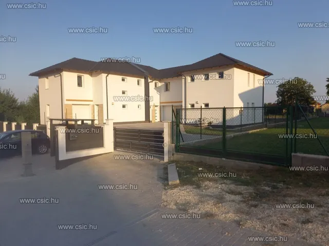 Eladó ház Herceghalom 106 nm