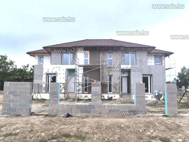 Eladó ház Pomáz 111 nm