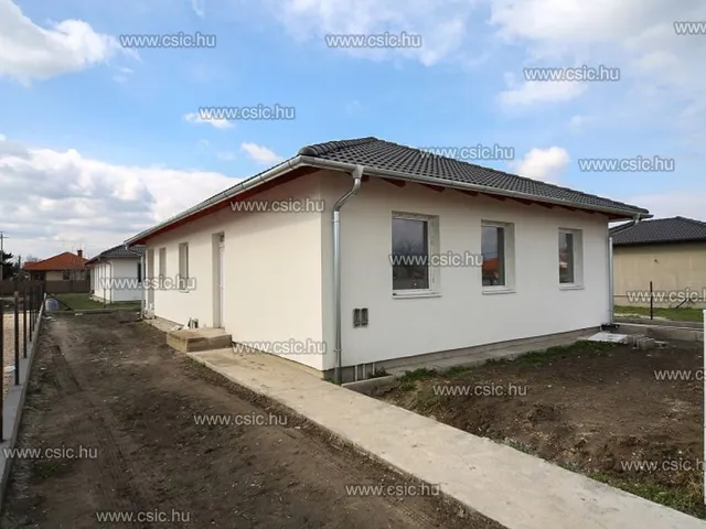Eladó ház Kiskunlacháza 99 nm