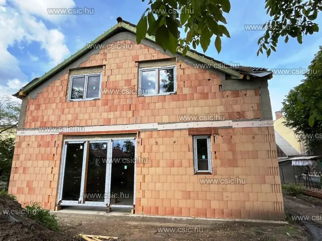 Eladó ház Budapest XVIII. kerület, Újpéteritelep 144 nm