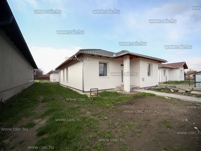 Eladó ház Kiskunlacháza 91 nm