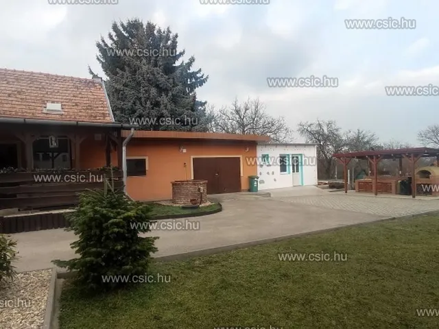 Eladó ház Érd 135 nm