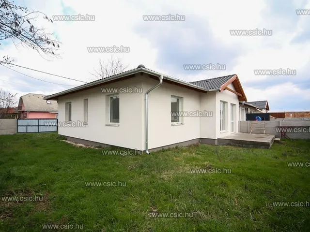 Eladó ház Kiskunlacháza 93 nm