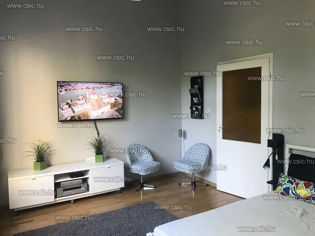 Eladó lakás Budapest I. kerület 45 nm