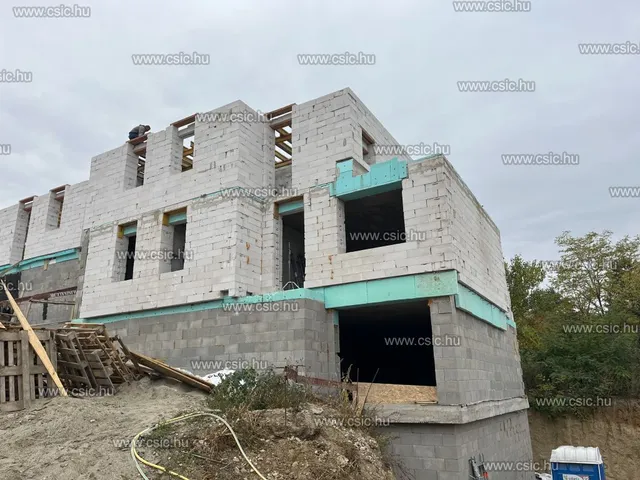 Eladó lakás Solymár 36 nm