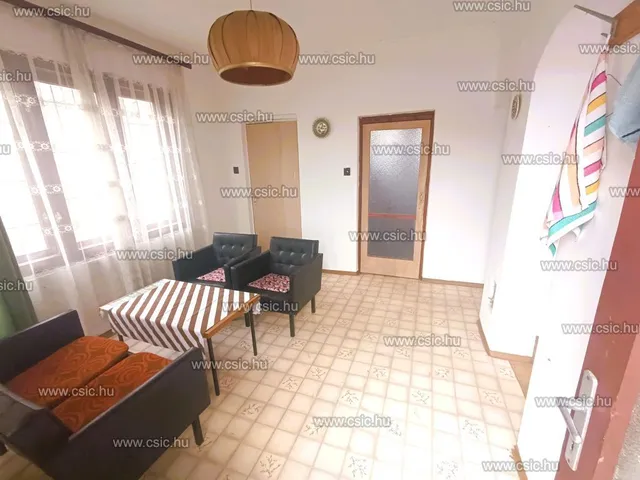 Eladó ház Pomáz 42 nm