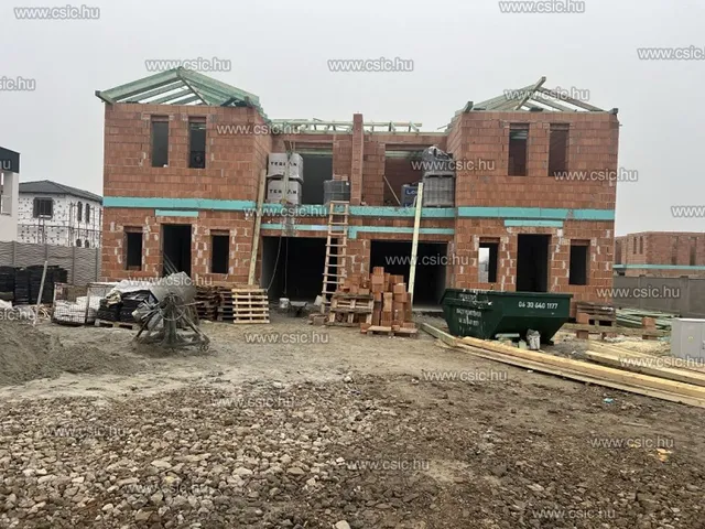 Eladó ház Budapest XVIII. kerület, Almáskert 136 nm